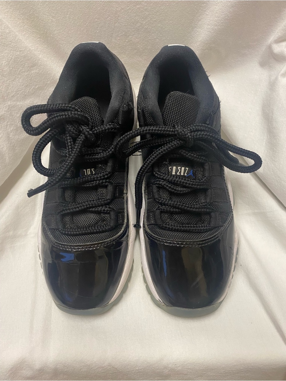 Retro Low "Space Jam" Jordan. Nike Air Jordan 11. Size 4.5Y